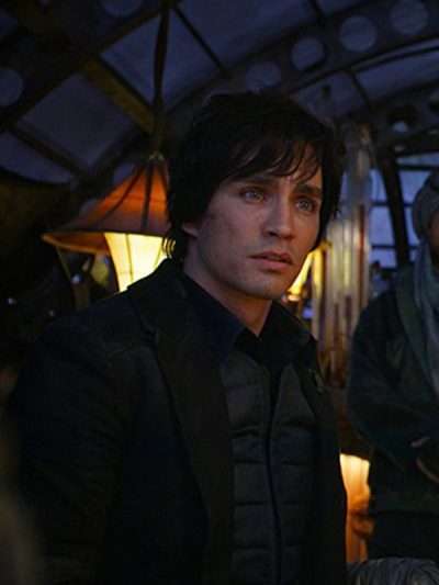 Robert Sheehan Mortal Engines Black Coat