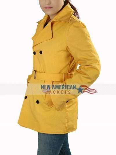 Anna Kendrick A Simple Favor Yellow Coat
