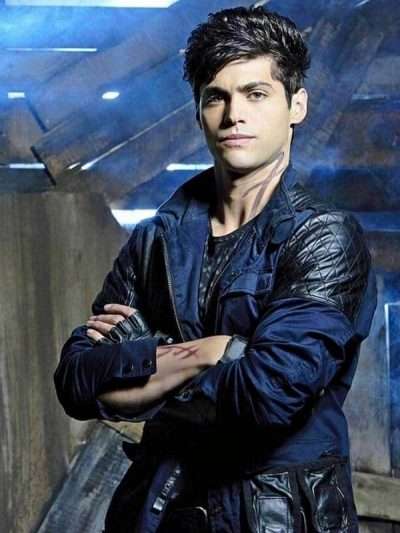 Matthew Daddario Shadowhunters Alec Lightwood Stylish Jacket