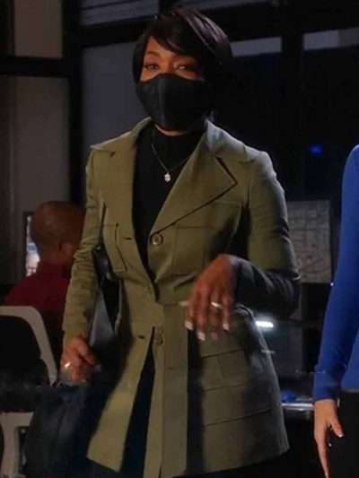 9-1-1 Angela Bassett Green Coat