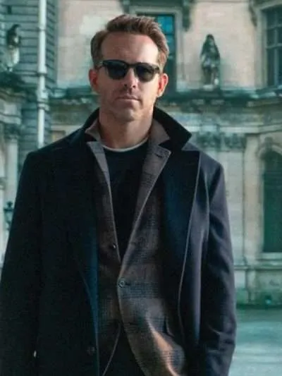 Nolan Booth Red Notice 2021 Ryan Reynolds Black Wool Coat