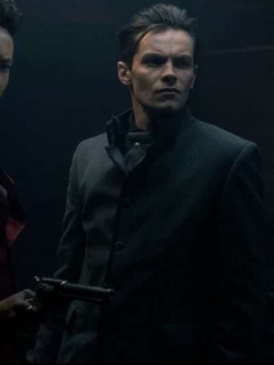 Freddy Carter Shadow and Bone Black Coat