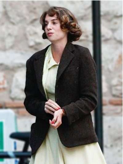 Maya Hawke Asteroid City Brown Blazer