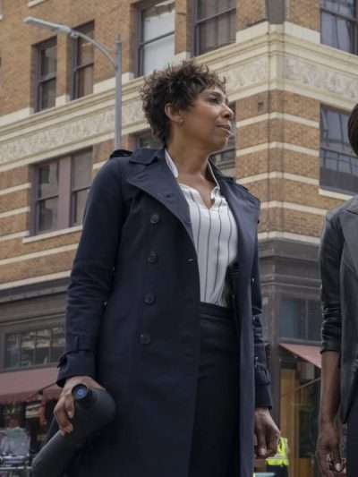 Danvers 9-1-1 S04 Blue Coat