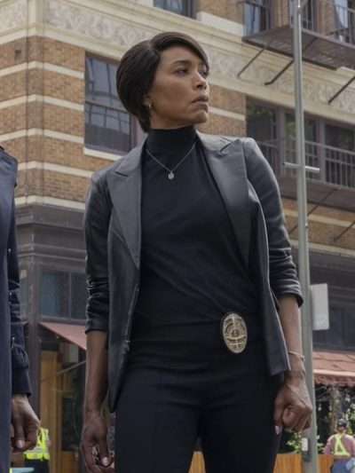 Angela Bassett 9-1-1 S04 Black Leather Blazer
