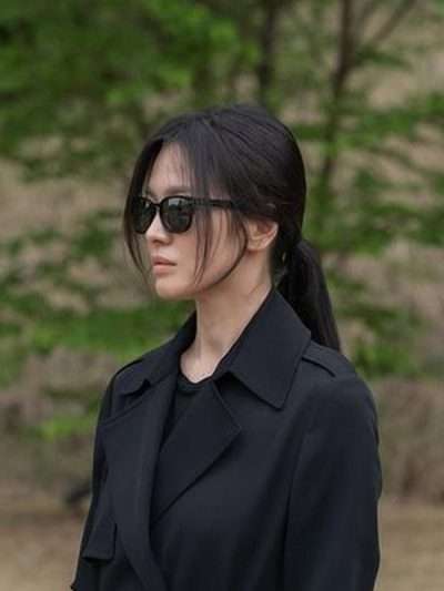 Song Hye-Kyo The Glory Black Coat