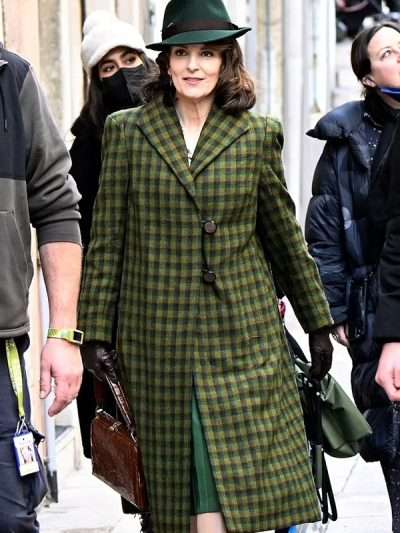 Tina Fey A Haunting in Venice 2023 Coat