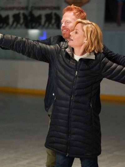 Claire Dunphy Modern Family S11 Black Puffer Jacket