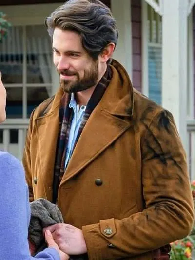 Chris McNally When Calls the Heart S09 Brown Coat