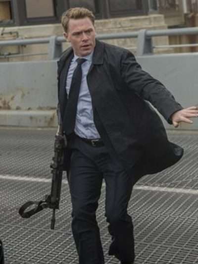 Diego Klattenhoff The Blacklist S10 Black Coat