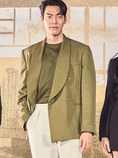 Kim Woo-bin Black Knight Event Green Blazer