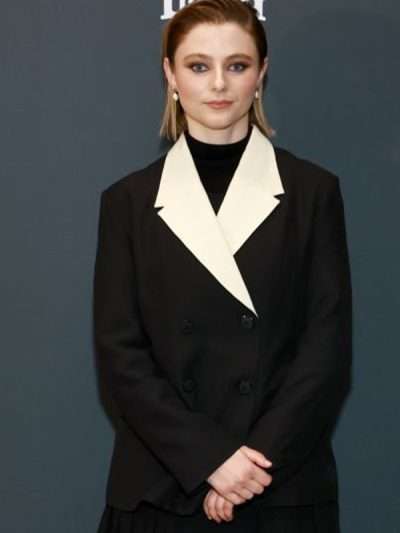 Thomasin McKenzie Eileen 2023 Black Blazer