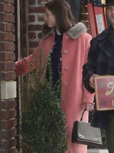 Thomasin McKenzie Eileen 2023 Pink Wool Coat