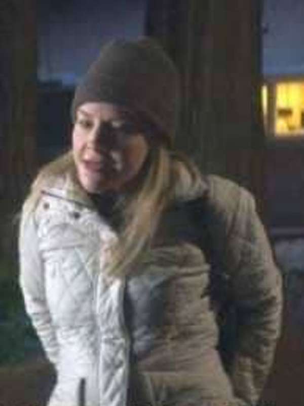 Nora Goosebumps S01 White Jacket