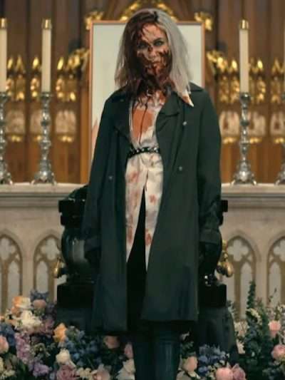 Camille L'Espanaye The Fall of the House of Usher Black Coat