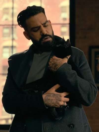 Leo Usher The Fall of the House of Usher Black Coat