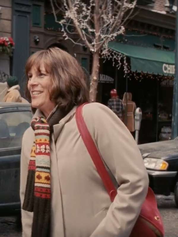 Christmas with the Kranks Jamie Lee Curtis Off White Coat