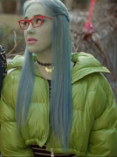 Ghoulia Monster High 2 Green Puffer Jacket