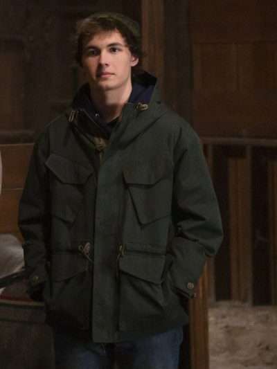 Austin Kane The Santa Clauses S02 Green Jacket