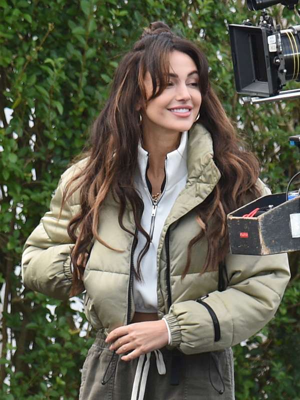 Erin Croft Brassic S03 Beige Puffer Jacket