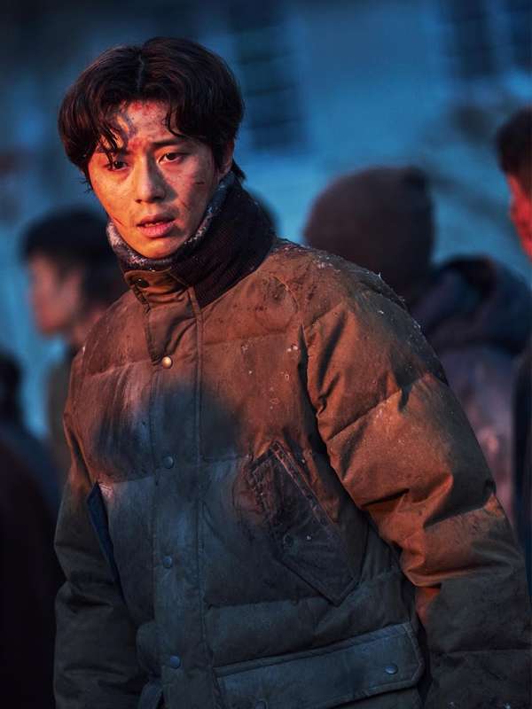 Park Seo-joon Concrete Utopia Brown Puffer Jacket