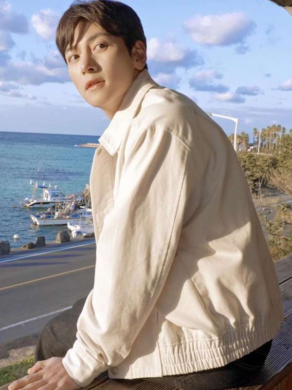 Welcome to Samdalri 2023 Cho Yong Pil White Cotton Jacket