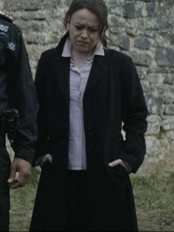 DI Maia Lincoln Wolf S01 Black Trench Coat