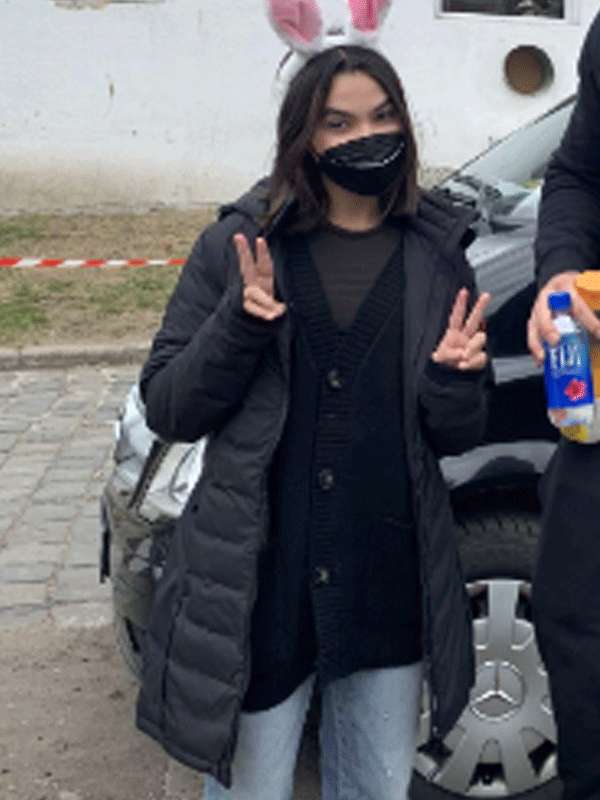 Ariana Greenblatt Borderlands 2024 Black Puffer Jacket