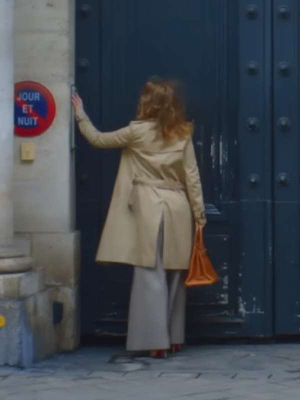 Coup de Chance 2024 Lou de Laâge Beige Trench Coat