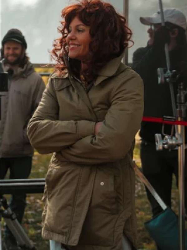 Candace Cameron Bure Unsung Hero Green Jacket