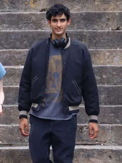 Ravi Singh A Good Girl's Guide to Murder Black Jacket