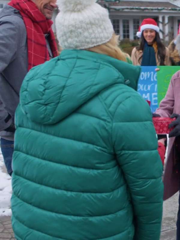 Jennifer Aspen Haul Out The Holly Lit Up Green Puffer Jacket