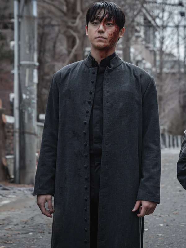 Lee Eun-hyeok Sweet Home Black Coat