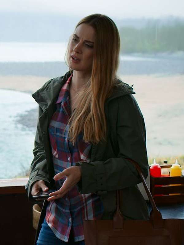 Alexandra Breckenridge Virgin River S02 Jacket