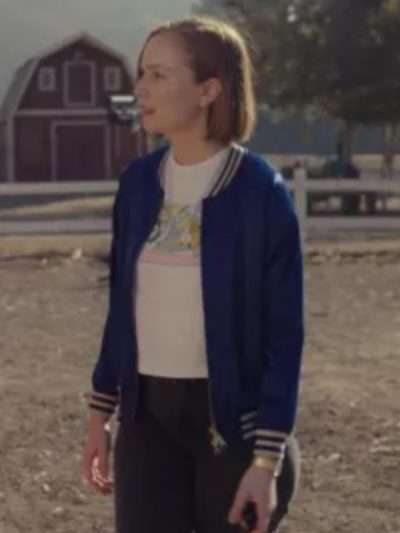 Ava Daniels Hacks Blue Jacket