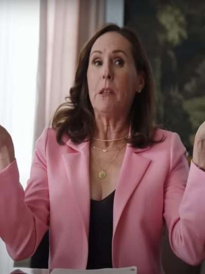 Molly Shannon Only Murders in the Building S04 Pink Blazer