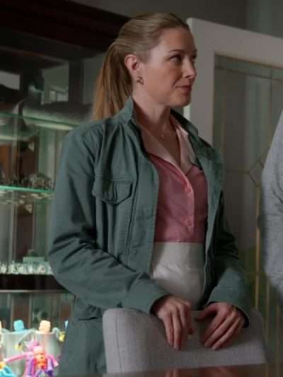 Kate Craven Nelly Knows Mysteries A Fatal Engagement Grey Jacket