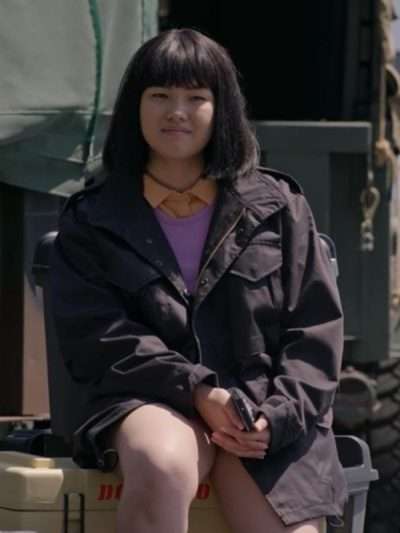 Jeanette Dao The Wilds Black Jacket