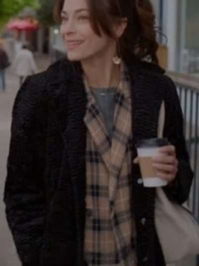 Cas­san­dra Lee Murder in a Small Town 2024 Black Coat