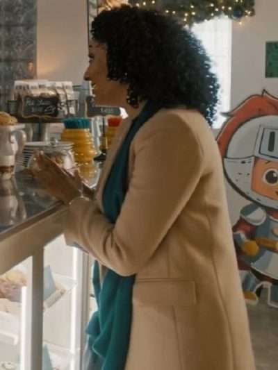 Tamera Mowry-Housley Scouting For Christmas 2024 Beige Coat