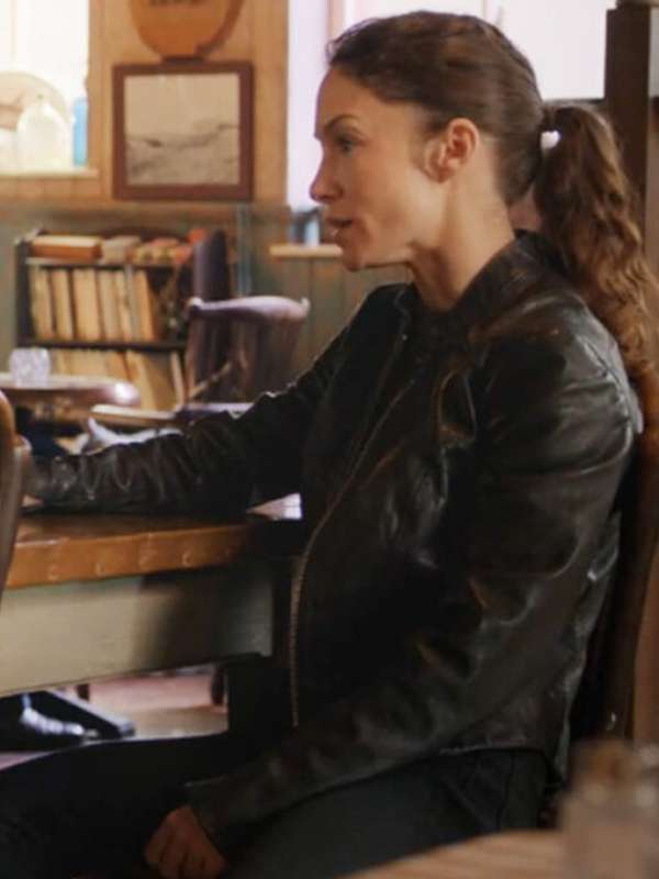 DS Nikki Martel Whitstable Pearl S03 Leather Jacket