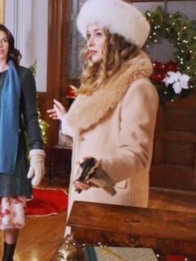 Kirstin Howell Believe in Christmas 2024 Brown Coat