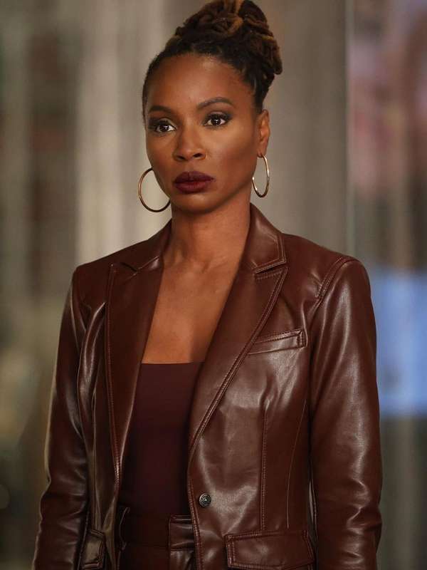 Gabi Mosely Found S02 Brown Leather Blazer