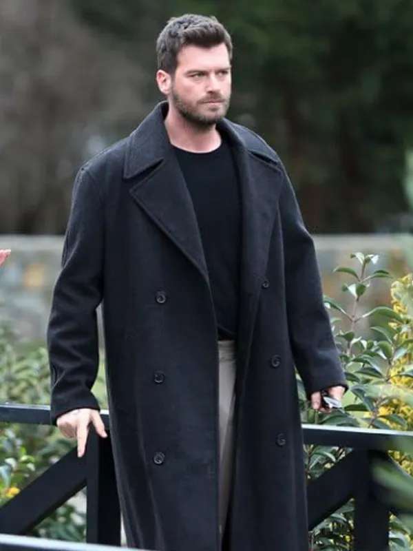 Aslan Soykan The Family S01 Black Wool Coat
