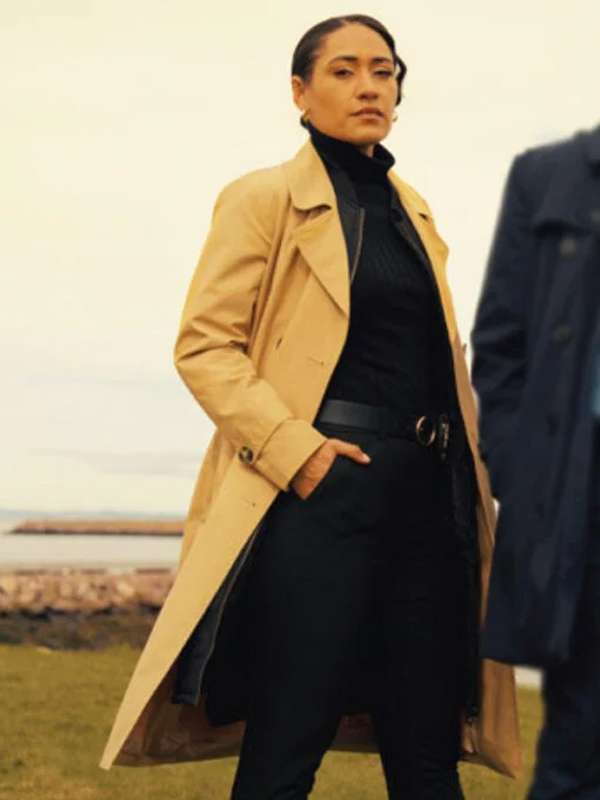 Joséphine Jobert Saint-Pierre Beige Trench Coat