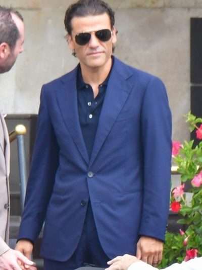 Oscar Isaac In the Hand of Dante 2025 Blue Suit
