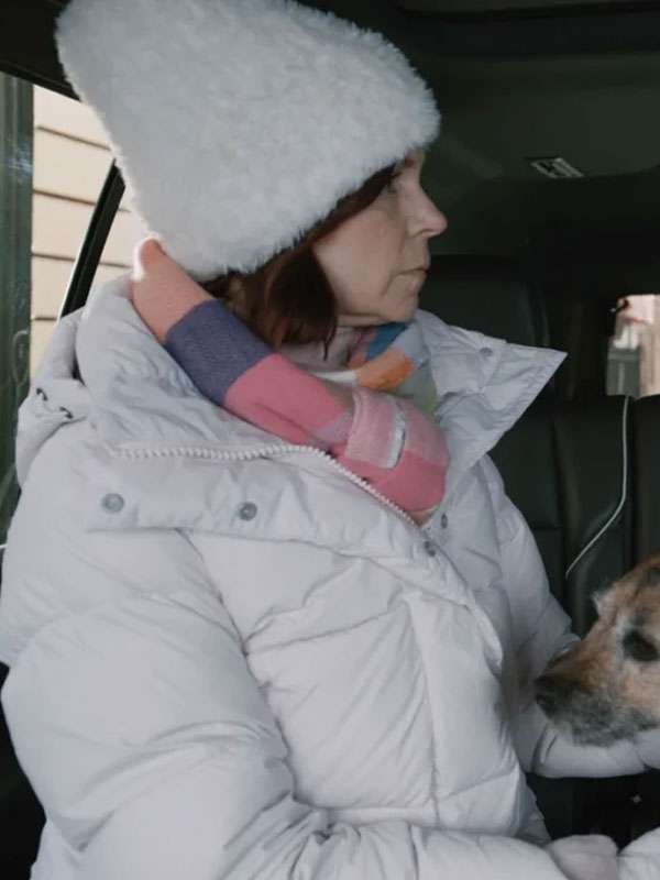 Elsbeth 2025 Carrie Preston White Puffer Hooded Coat