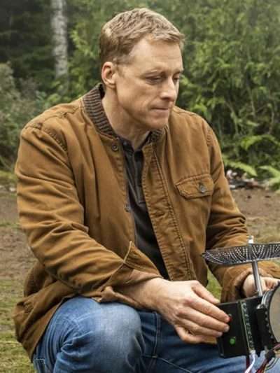 Resident Alien Harry Vanderspeigle Brown Jacket