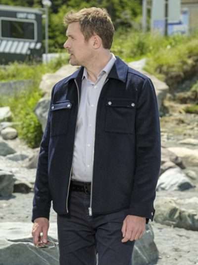 Hudson and Rex S04 Charlie Hudson Black Jacket