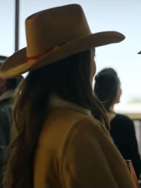 Ransom Canyon S01 Minka Kelly Brown Leather Jacket